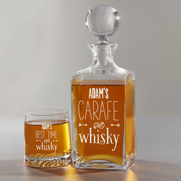 Carafe of whisky - Graviruotų grafino ir viskio taurių rinkinys