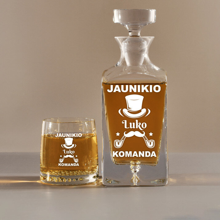 Jaunikio komanda - Graviruotų grafino ir viskio taurių rinkinys