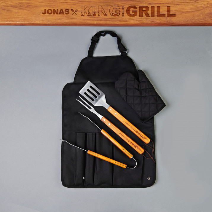 King of the grill - Grilio rinkinys su prijuostės dėklu