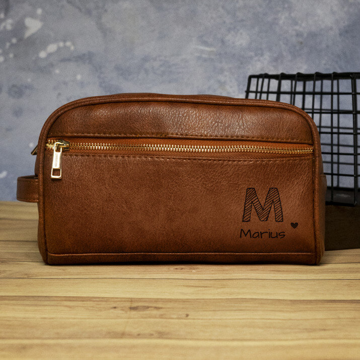 Monograma vardas - Vyriška kosmetinė su graviravimu