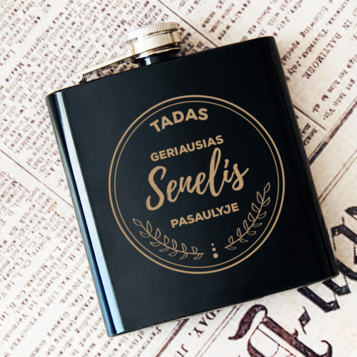 Geriausias senelis - Graviruota gertuvė