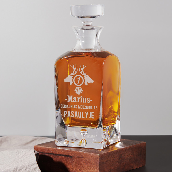 Geriausias medžiotojas - Graviruotas viskio grafinas