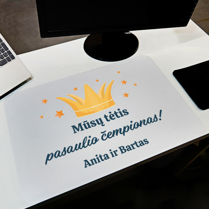 Pasaulio čempionas tėtis - kilimėlis ant rašomojo stalo