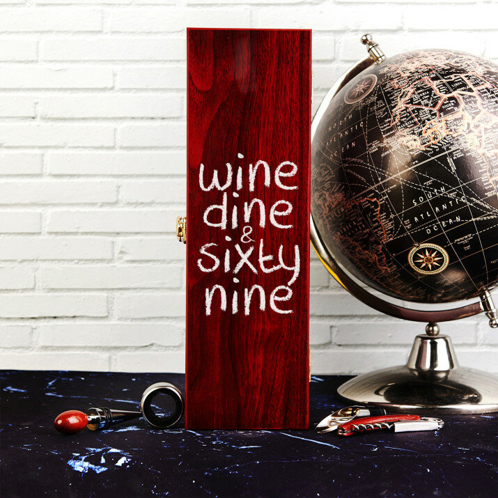 Wine, dine & sixty nine - Vyno dėžutė su priedais