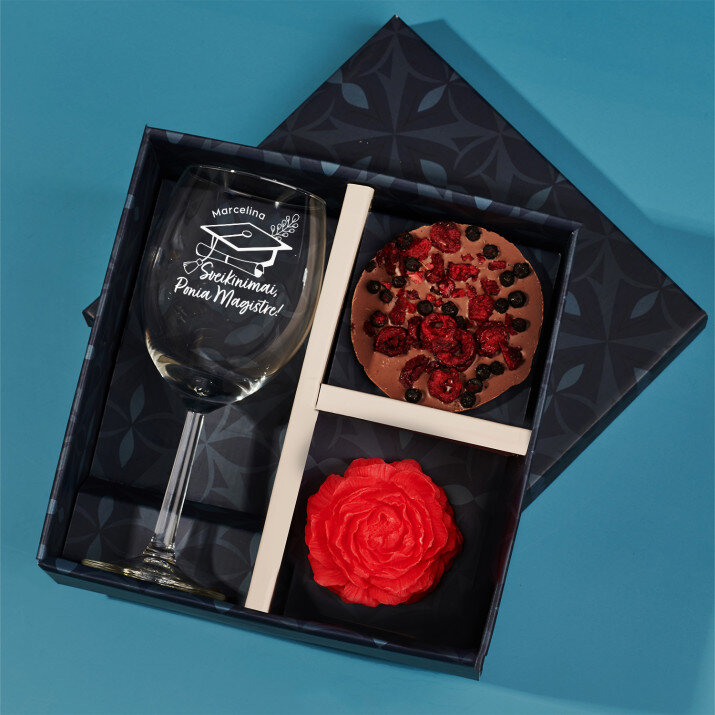 Dovanų rinkinys su vyno taure magistrui