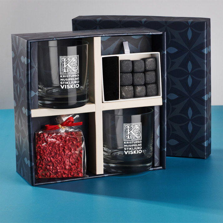 Dovanų rinkinys su viskio stiklinėmis vyrui