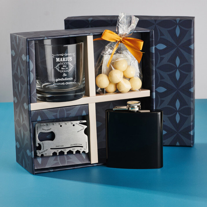 Dovanų rinkinys su viskio stikline 30-ojo gimtadienio proga