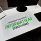 Informatikas - kilimėlis ant rašomojo stalo